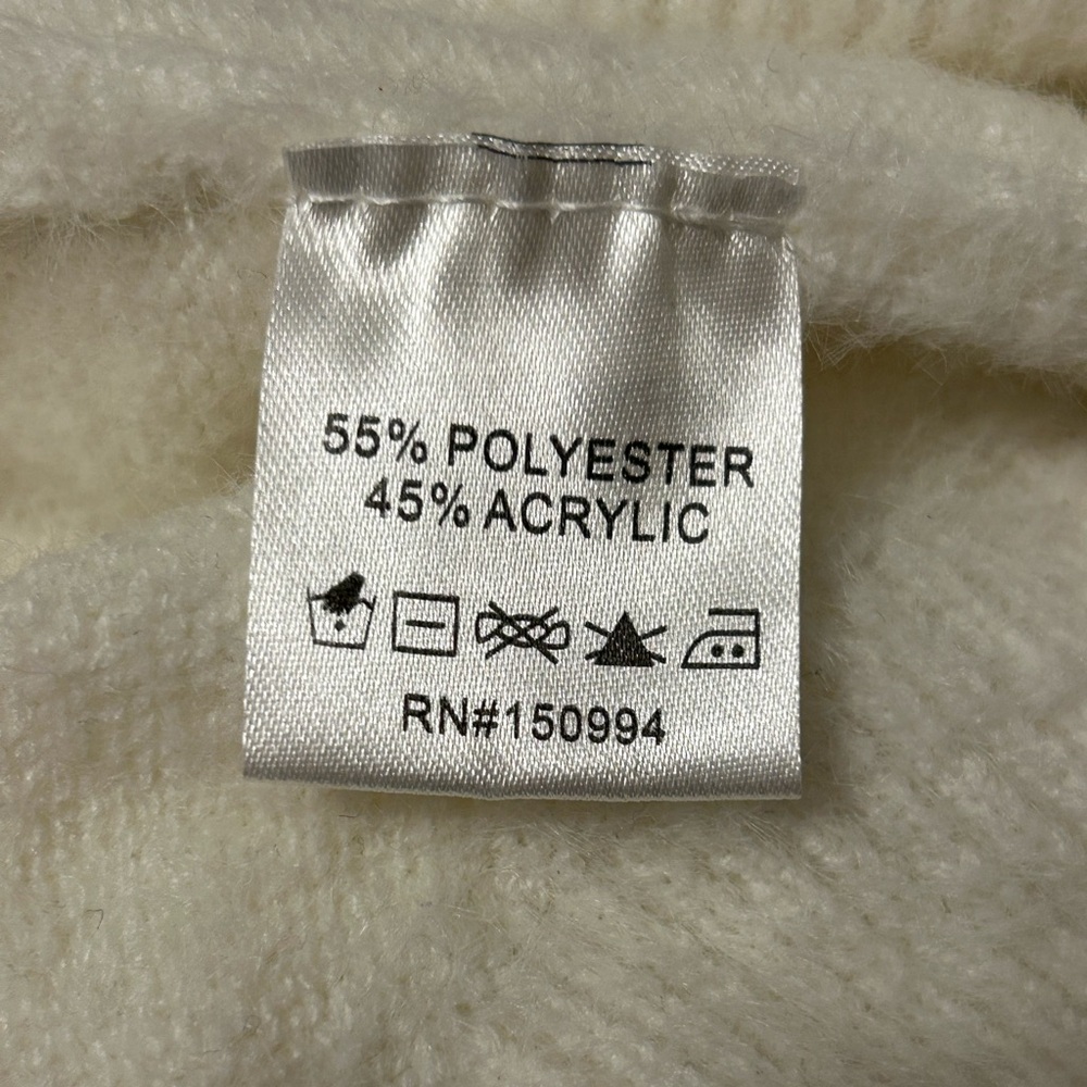 Chic nikkak Cream Women's Crew Neck Sweater - Picture 10 of 12